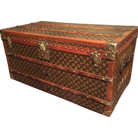 vintage Louis Vuitton steamer trunk